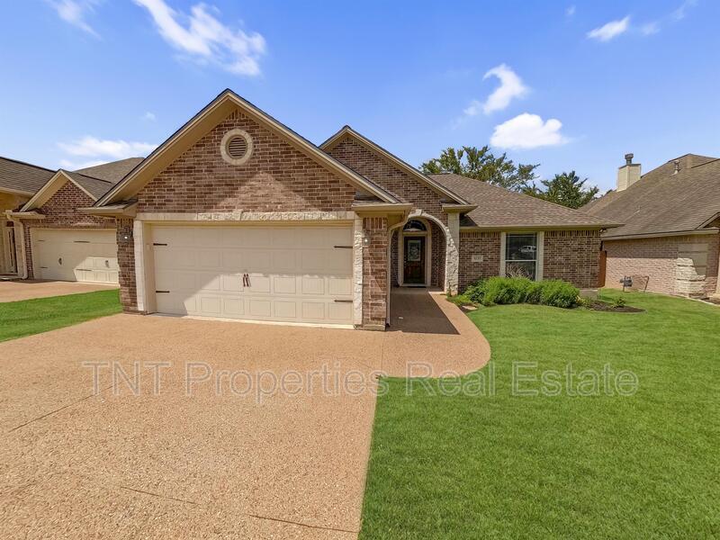 4235 Rocky Rhodes Dr in College Station, TX - Building Photo