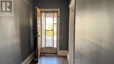 4 Fife St in Hamilton, ON - Building Photo - Building Photo