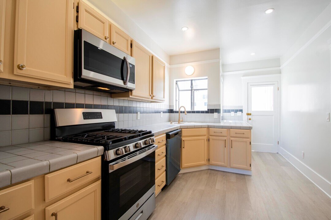 2331-2333-2333 Filbert St in San Francisco, CA - Foto de edificio