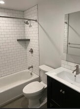 Manzanita Creek in Mammoth Lakes, CA - Foto de edificio - Building Photo