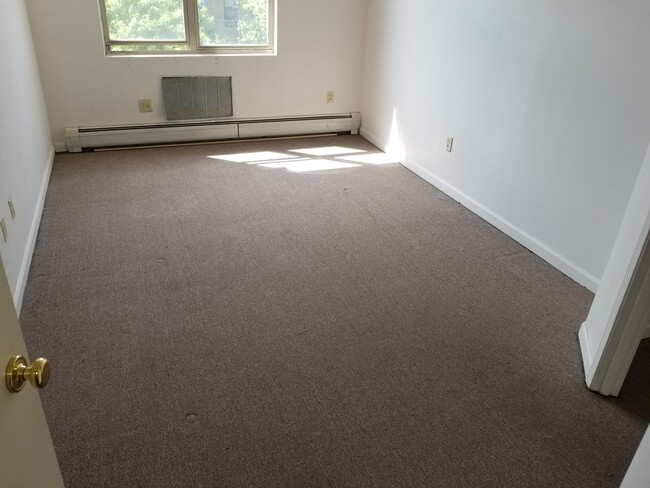 1471 Gates Ave in Brooklyn, NY - Building Photo - Building Photo