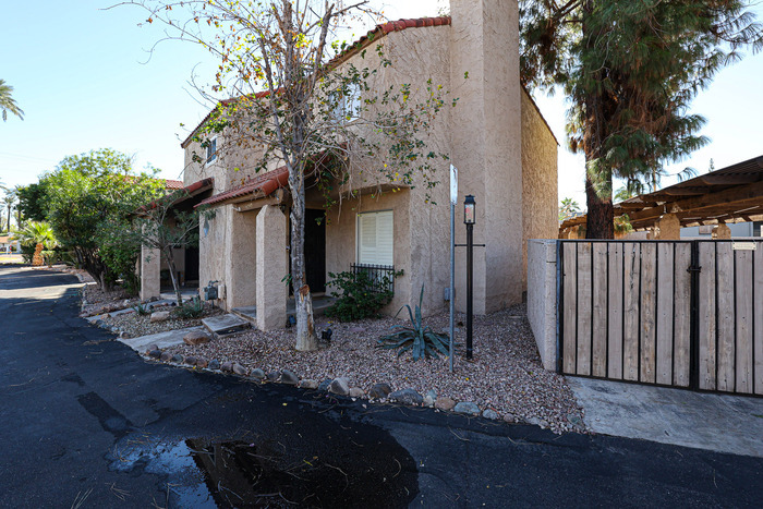 4549 E Rhonda Dr in Phoenix, AZ - Building Photo