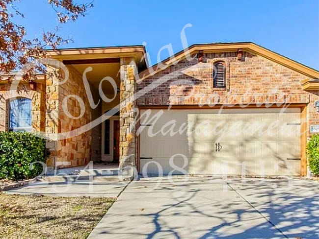 5505 English Oak Dr