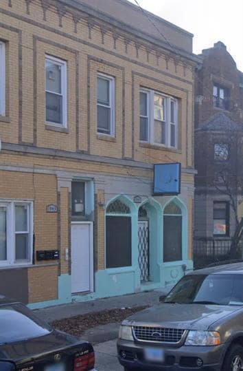 property at 1945 W 48th St