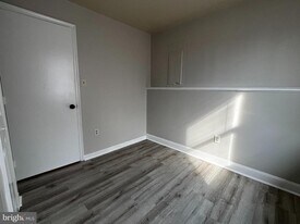 7889 Main St in Middletown, VA - Building Photo