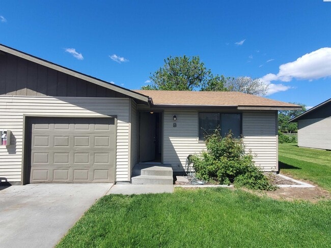 property at 3400 W Wernett Rd