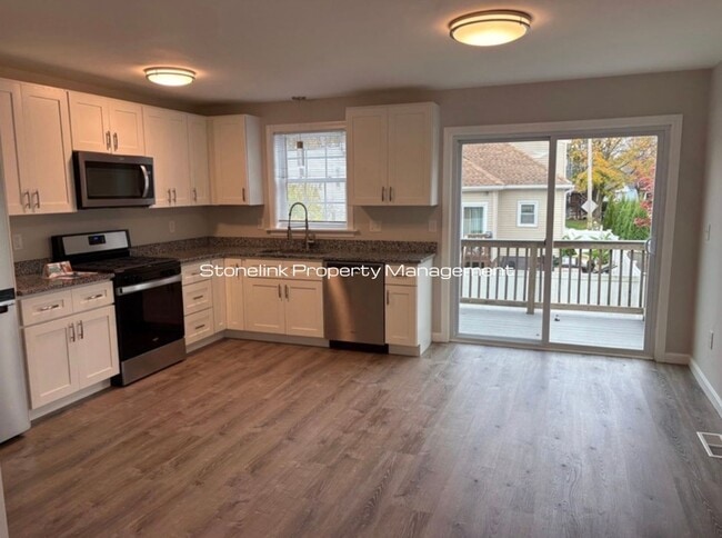 20 Klondike St in Providence, RI - Building Photo - Building Photo