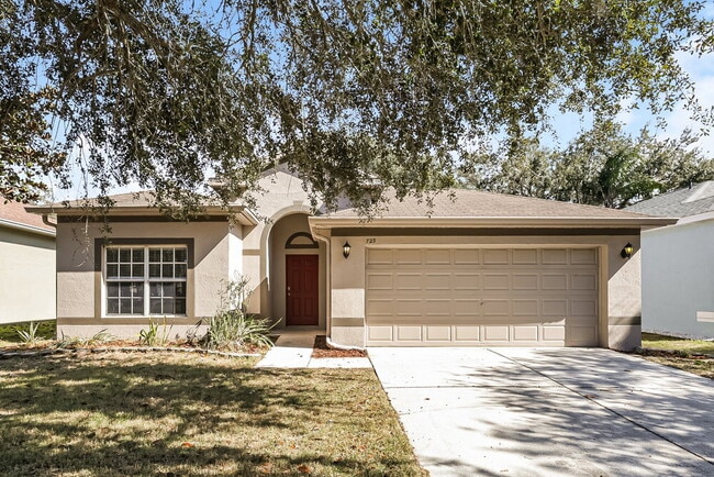 property at 723 Parsons Pointe St