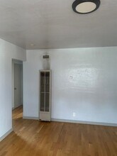 2400 35th Ave in Oakland, CA - Building Photo - Building Photo