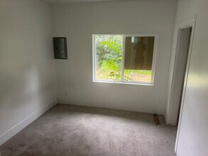 2355-2357-2357 SE 146th Ave in Portland, OR - Building Photo - Building Photo