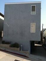 230 39th St, Unit #H in Manhattan Beach, CA - Building Photo