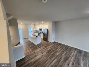 1256 Cedar Vly Rd in Ranson, WV - Building Photo - Building Photo