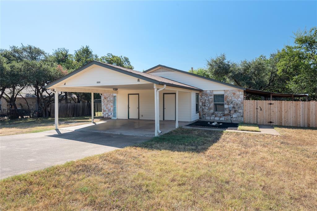 800 Osage Dr in Leander, TX - Building Photo