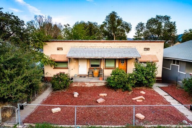 property at 1045 S Jefferson St