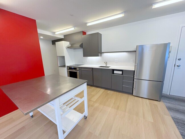 29 Warren St, Unit 1