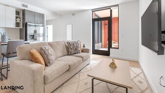 632 Howard Rd SE, Unit 942 in Washington, DC - Building Photo