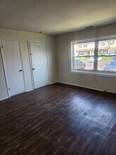 1100 Vincent Rd, Unit A in Warrington, PA - Building Photo - Building Photo