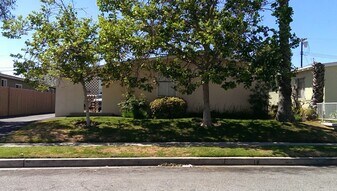 7115 Atoll Ave, Unit 7115 one half in Los Angeles, CA - Building Photo