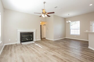 213 Park Ave in Hastings, FL - Building Photo - Building Photo