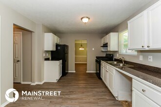 2457 Northmill Ln in Decatur, GA - Foto de edificio - Building Photo