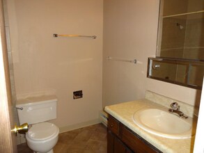 51 Castle Royal Dr in Pueblo, CO - Building Photo - Building Photo