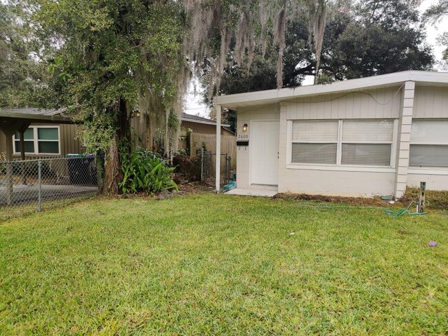 2609 Marble Ave in Orlando, FL - Building Photo - Building Photo