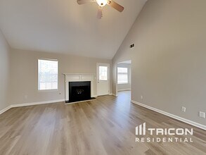 4470 Millenium View Ct SW in Snellville, GA - Building Photo - Building Photo