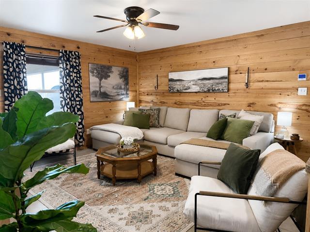 property at 1517 County Rd 706