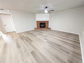 1609 NE 4th St in Moore, OK - Building Photo - Building Photo