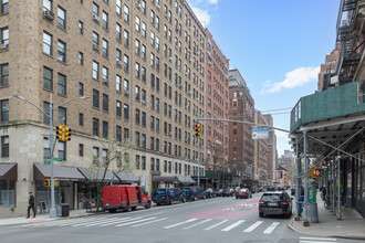 1435 Lexington Ave in New York, NY - Building Photo - Building Photo