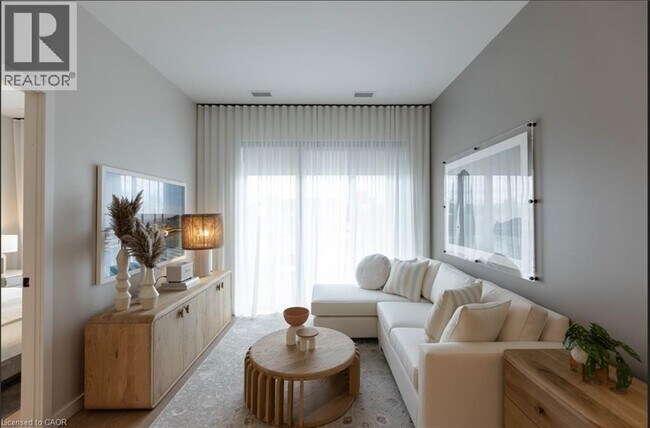 property at 150 Hollywood Ct