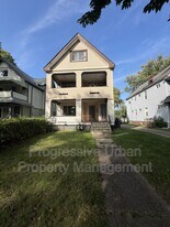 13709 Rugby Rd in Cleveland, OH - Building Photo