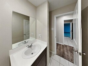 2603 Hutchins Dr in Seagoville, TX - Building Photo - Building Photo