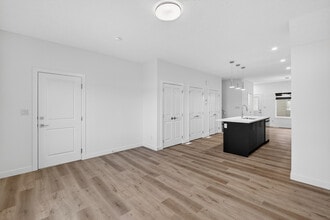 26 Renwyck Pl in Spruce Grove, AB - Building Photo - Building Photo