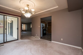 32460 Cherry Ave in Mission, BC - Building Photo - Building Photo