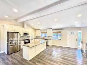 18 Pueblo Ct in Alamo, CA - Building Photo - Building Photo