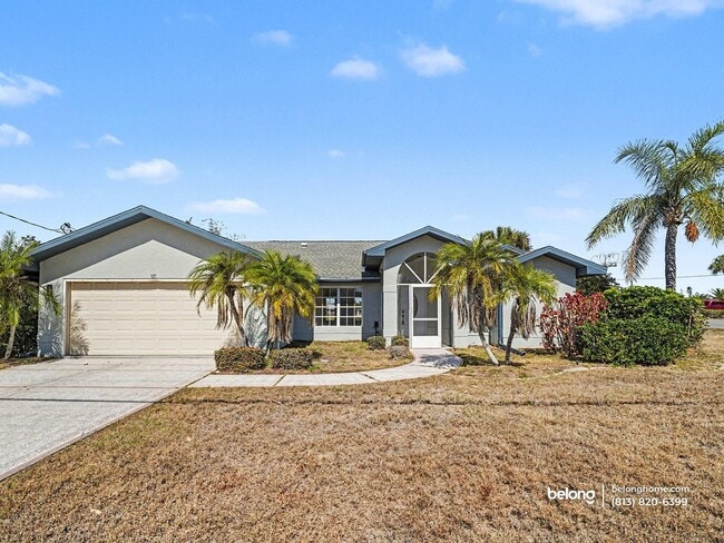 property at 527 Rotonda Cir