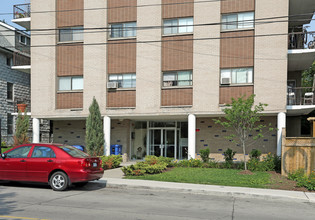 394 Dundurn St S in Hamilton, ON - Building Photo - Building Photo