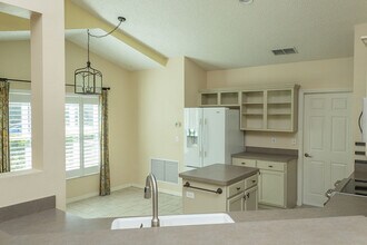 1407 Whispering Woods Way in DeLand, FL - Building Photo - Building Photo