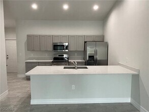 1419 Gleason Pkwy in Cape Coral, FL - Building Photo - Building Photo