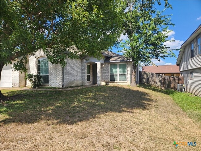 2207 Bluebonnet Dr in Killeen, TX - Building Photo - Building Photo