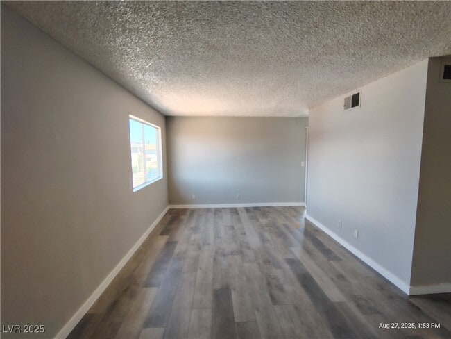 property at 3663 Kolendo Ct