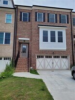 4890 Wil Ray Ln in Cumming, GA - Building Photo