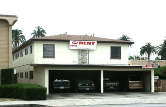 14810 Victory Blvd in Van Nuys, CA - Building Photo - Building Photo