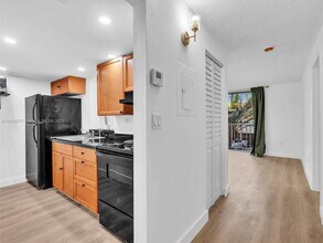 1740 NW N River Dr in Miami, FL - Building Photo - Building Photo