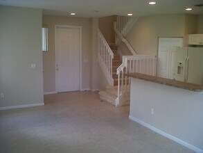 1221 Lucaya Dr in Riviera Beach, FL - Building Photo - Building Photo