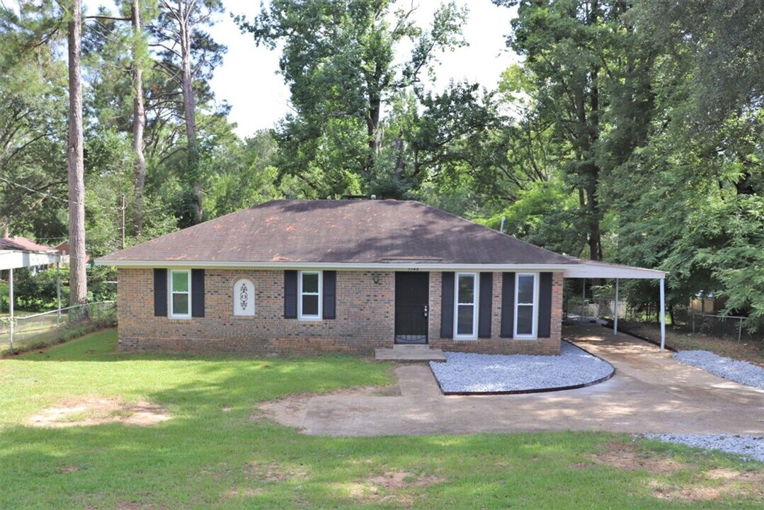 3348 Harrison Rd in Montgomery, AL - Building Photo