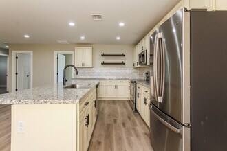 5112 S 23rd Ave in Phoenix, AZ - Building Photo - Building Photo