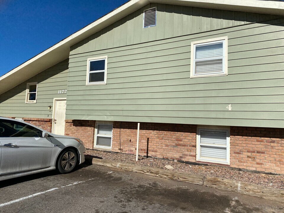 1177 Harding Ave in Canon City, CO - Building Photo