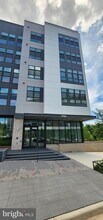 1761 Old Meadow Rd in McLean, VA - Building Photo - Building Photo